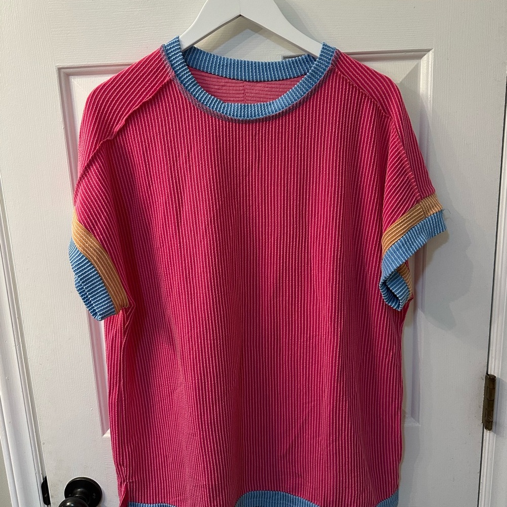 Women’s Colorblock Tshirt